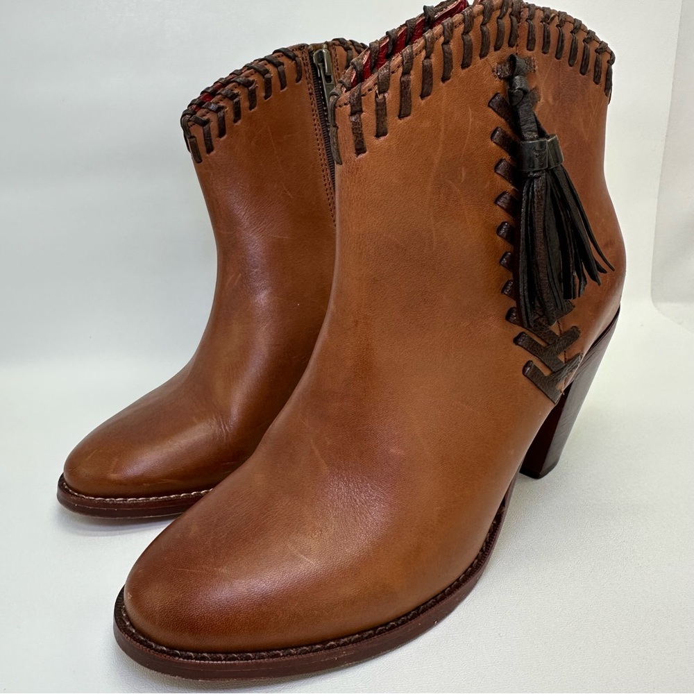 Trask Brown Leather Heeled ankle Boots Tassle Side Zipper Stitching Size 6B